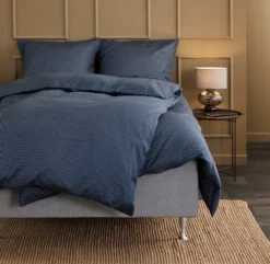 Parure De Lit Satin NIRA 240x220 Bleu Foncé -Ambiance Maison 184793