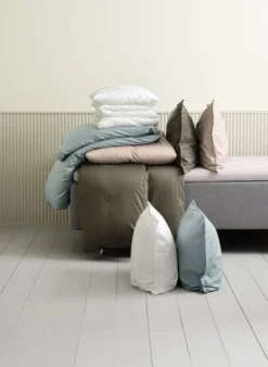 Parure De Lit Satin INGEBORG 240x220 Blanc 8 Parure De Lit Satin INGEBORG 240x220 Blanc -Ambiance Maison 220799