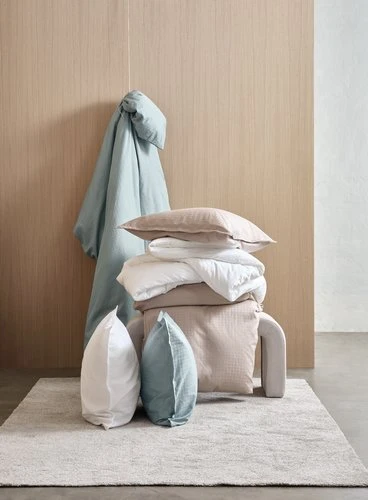 Parure De Lit Satin INGEBORG 240x220 Blanc 5 Parure De Lit Satin INGEBORG 240x220 Blanc – Image 5