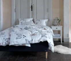 Parure De Lit Satin SIGNE 240x220 Brun -Ambiance Maison 86004